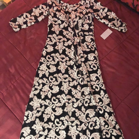 JS Collections Embroidered Mesh Gown Sz 8 NWT - Picture 6 of 13